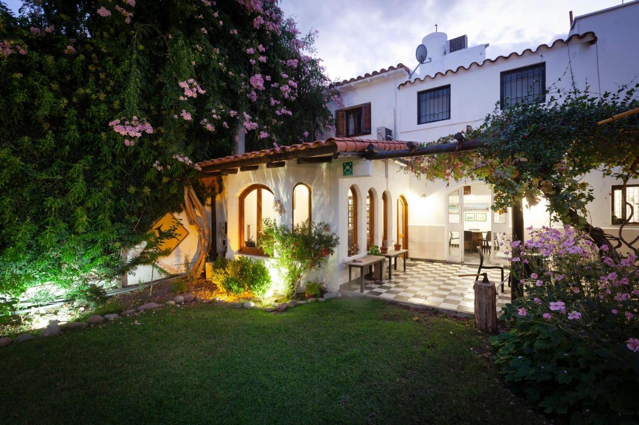 Posada De Rosas Mendoza Exteriör bild